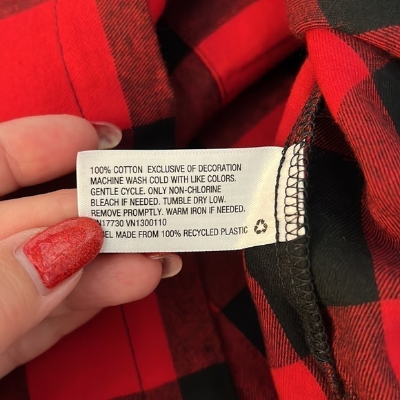 NWOT Wondershop SOFT men’s black and red buffalo check plaid flannel shirt, L - Picture 12 of 12